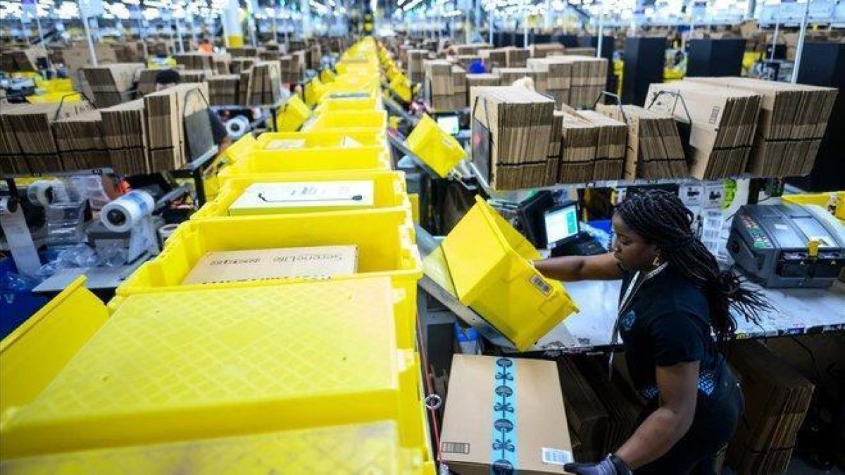 Centro logístico de Amazon en Staten ISland (Nueva York).-EL PERIÓDICO