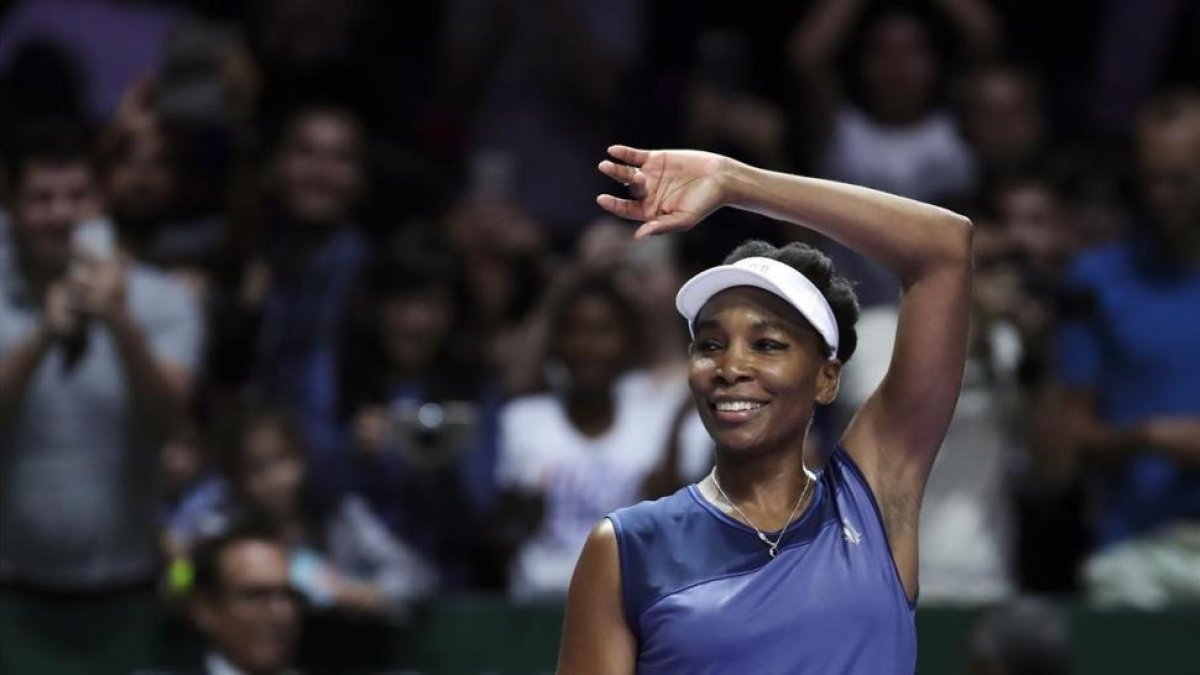 Venus Williams jugará su tercera final en el Masters en busca de su segundo título.-AP / YONG TECK LIM