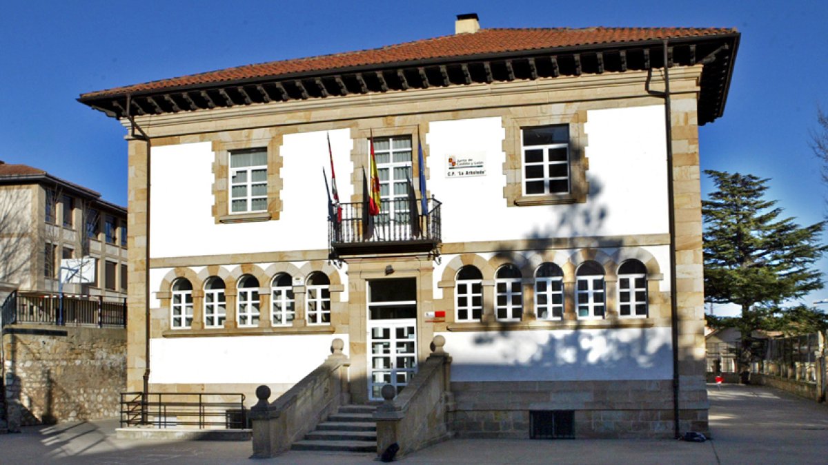 Colegio de La Arboleda.-LUIS ÁNGEL TEJEDOR