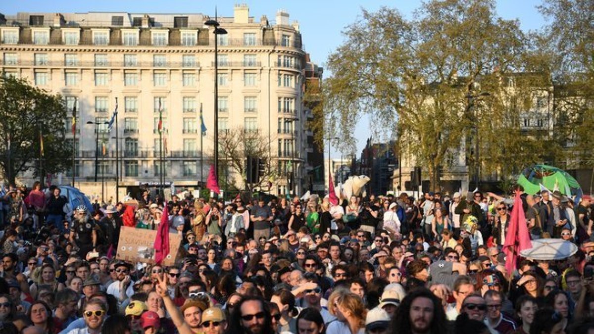 Protestas en Londres contra el cambio climático.-EFE / EPA