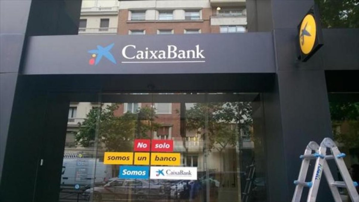 Oficina de CaixaBank-EL PERIÓDICO / ARCHIVO
