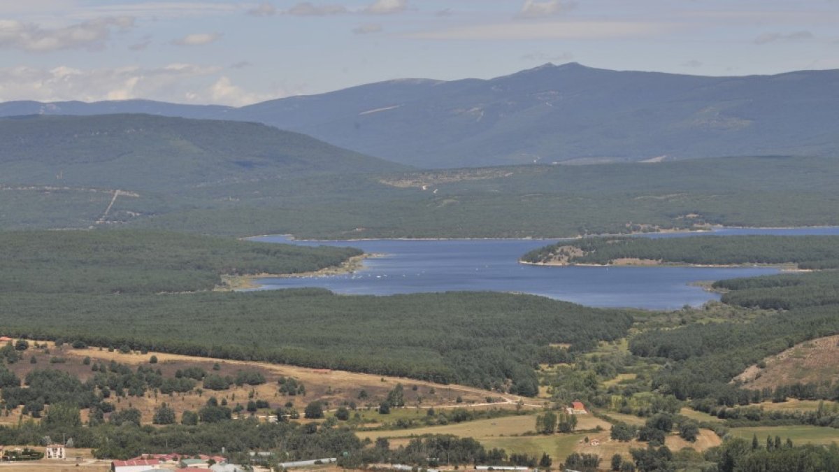 Panorámica de la comarca de Pinares en Soria. HDS
