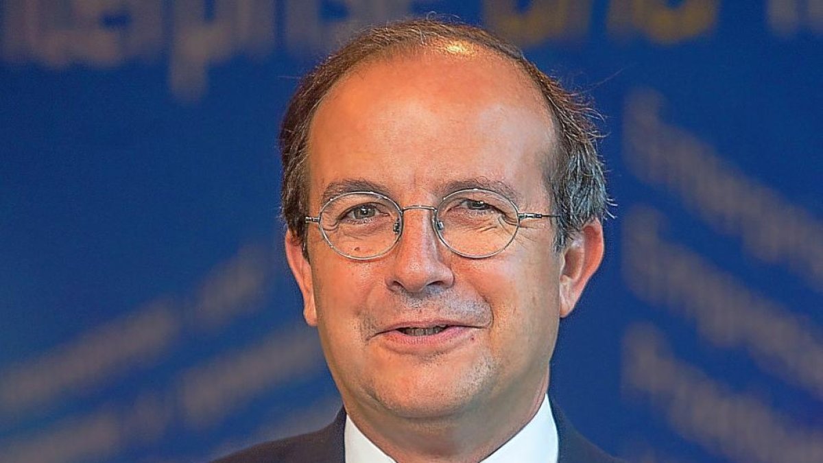 Daniel Calleja-E.M.