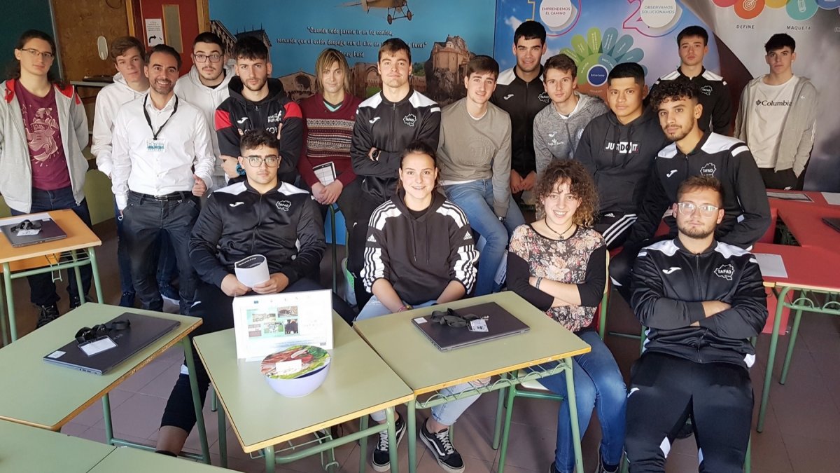 Alumnos participantes en el proyecto del Ies Virgen del Espino.-HDS