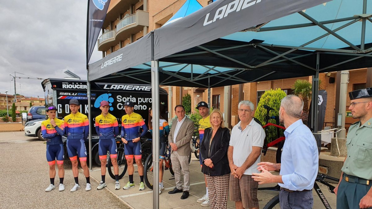 Presentación del equipo Soria Puro Oxígeno en el hotel Spa Río Ucero de El Burgo de Osma. DIPUTACIÓN