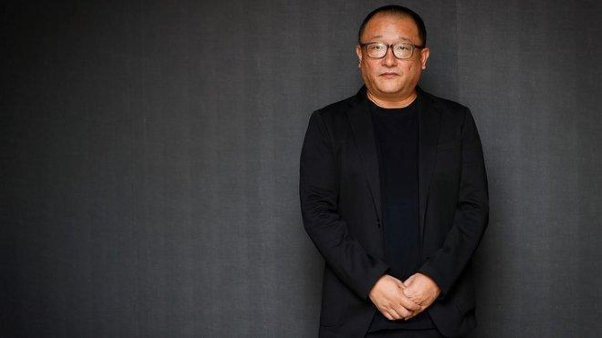 El director chino Wang Xiaoshuai, fotografiado en San Sebastián-EFE / JAVIER ETXEZARRETA
