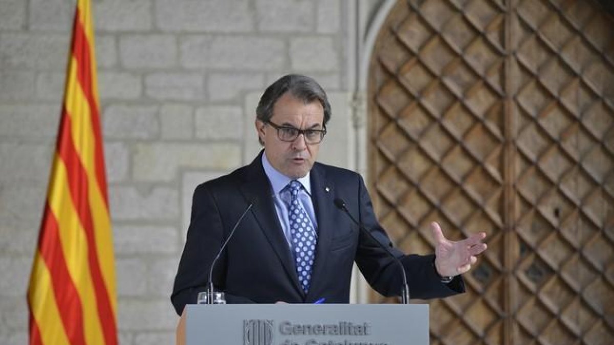 Artur Mas comparece en el Palau de la Generalitat después de su declaracion ante el TSJC.-FERRAN SENDRA