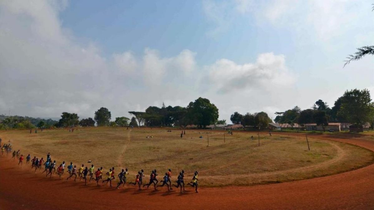 El Estadio Kamariny de Iten, que se convertirá en una moderna pista de tartán.-TAKESHI KUNO