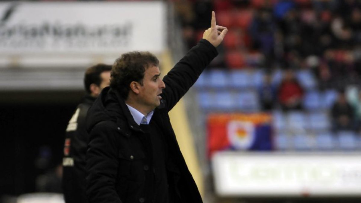 Jagoba Arrasate espera ver mañana en el campo del Nástic la mejor versión del Numancia.-Diego Mayor