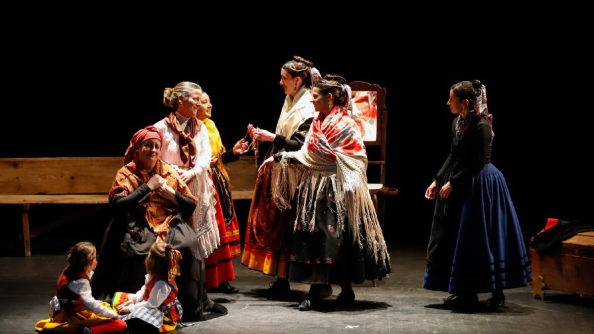 La Soria de los Bécquer salta a escena en este espectáculo de teatro y danza. HDS