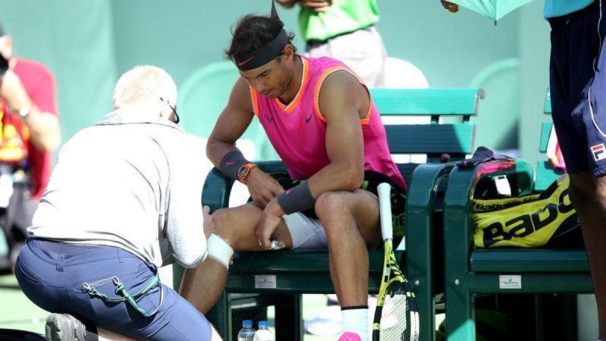 Nadal vence a Khachanov pero su rodilla deja en duda las semis ante Federer.-GETTY IMAGES