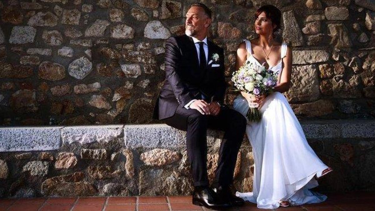 La periodista y presentadora de ’El intermedio’, Sandra Sabatés, en su boda con su novio Daniel.-INSTAGRAM