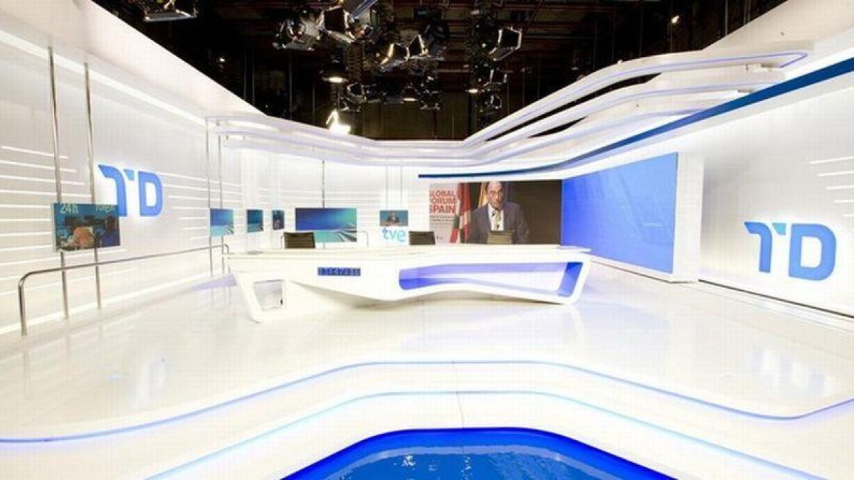 Imagen del plató de los Telediarios de TVE.-RTVE