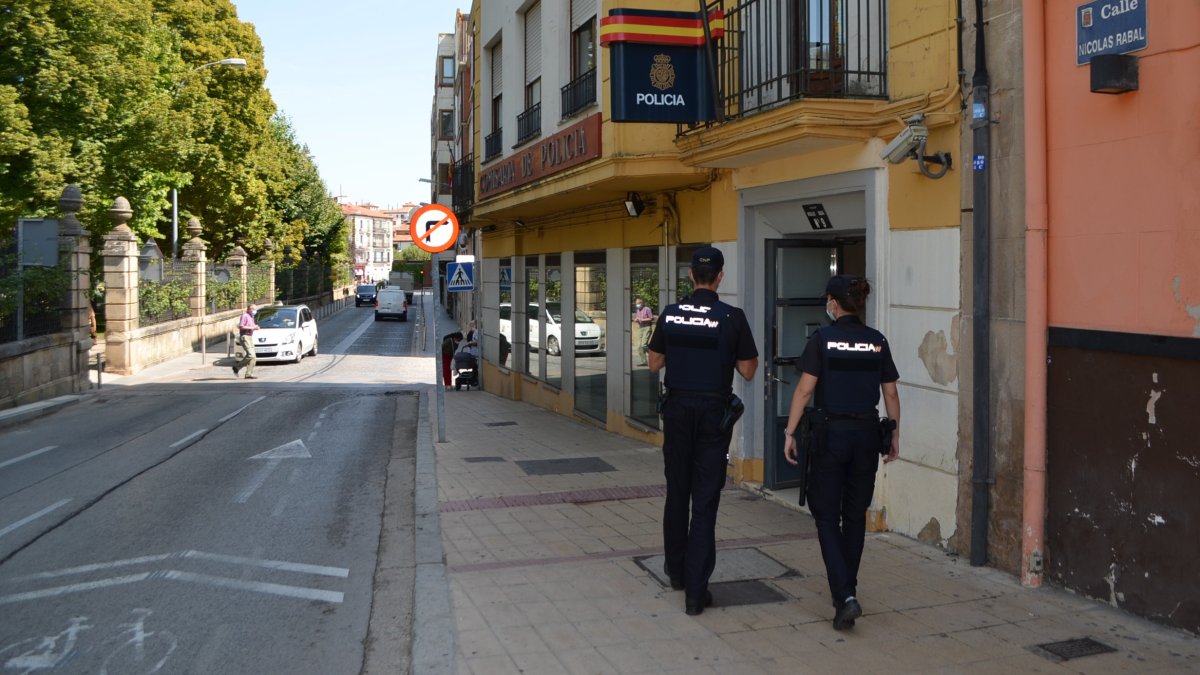 Agentes de la Policía Nacional.-HDS