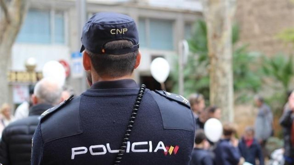 Un vecino de Valladolid denuncia que un hombre invitó a su hija de 9 años a irse con él a su casa --E. PRESS
