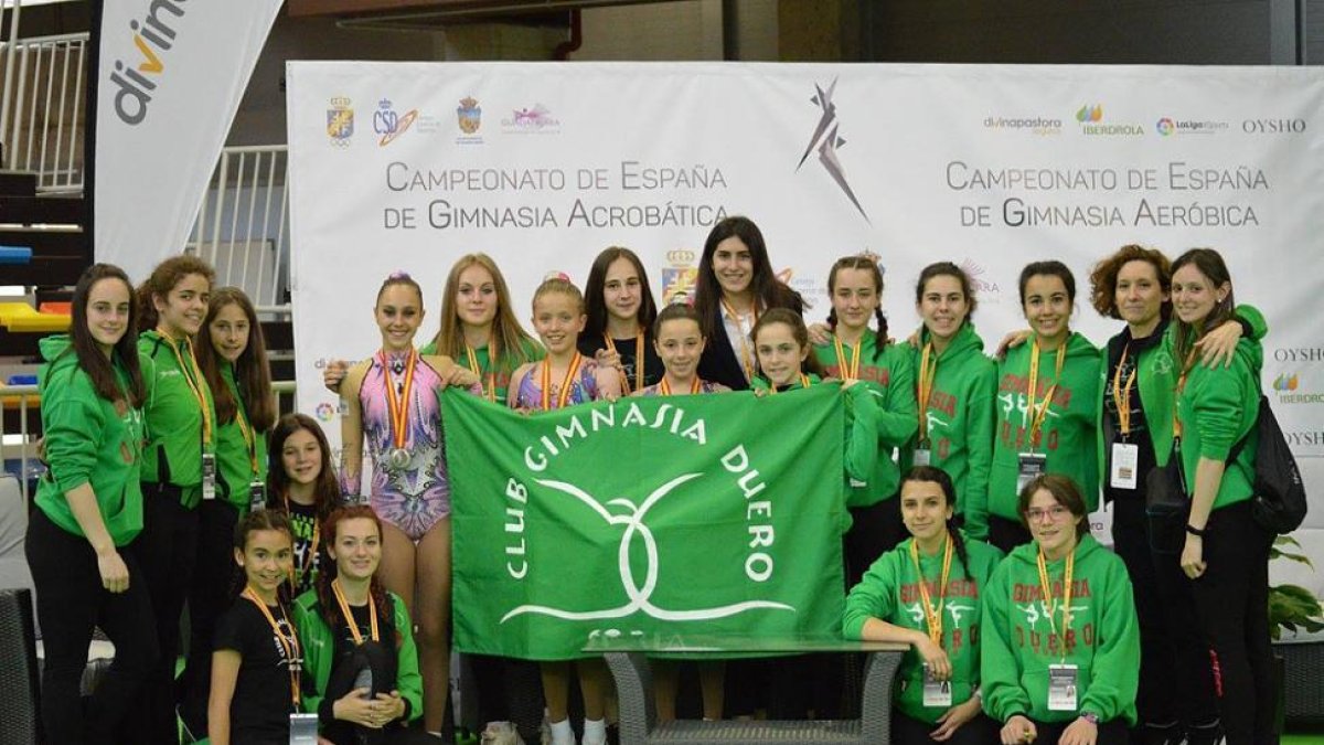 Integrantes del C.G. Duero presentes en el Campeonato de España de Gimnasia Aeróbica celebrado en Guadalajara.-D.S.