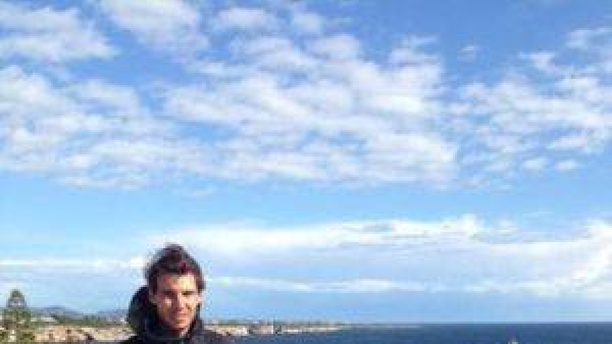 Rafael Nadal, en Porto Cristo, durante su primer día de descanso tras ser operado de apendicitis.-Foto: FACEBOOK