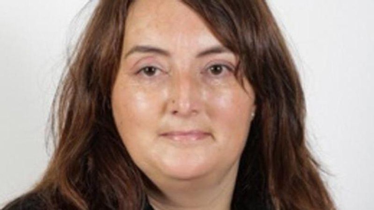 La senadora por Álava Elvira García ha optado por abandonar Podemos pero mantiene el escaño.-