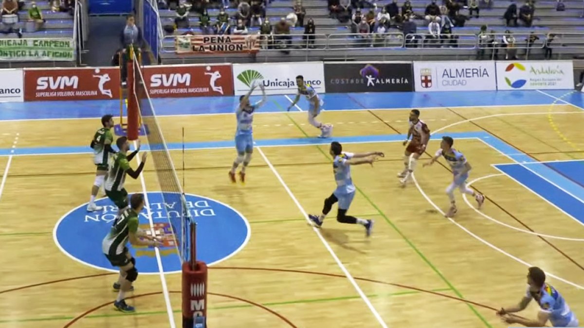 El Rio Duero luchó hasta el final el partido en Almería. HDS