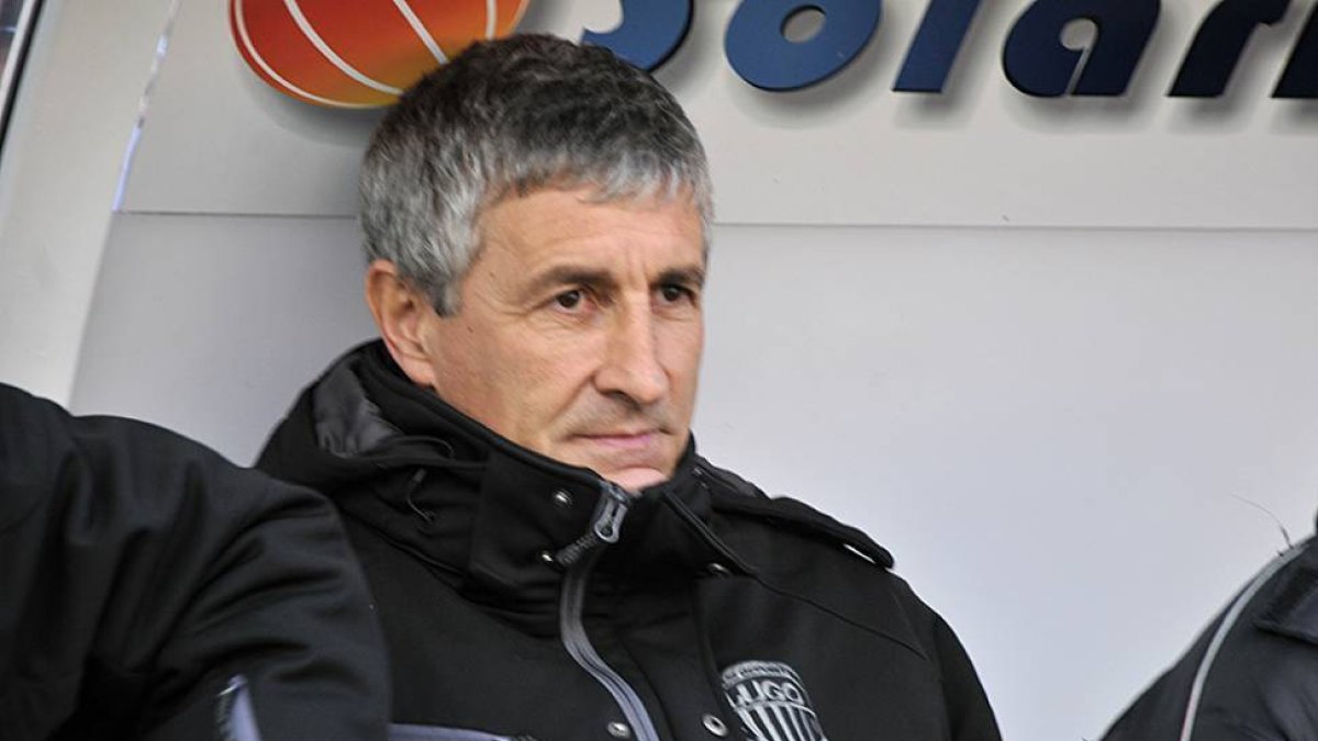 Quique Setién pierde puntos para ser el técnico rojillo.-Diego Mayor