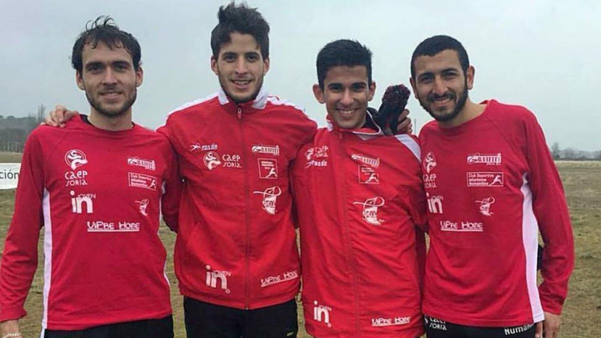 El equipo del Numantino que competirá en el cross corto senior.-Caep