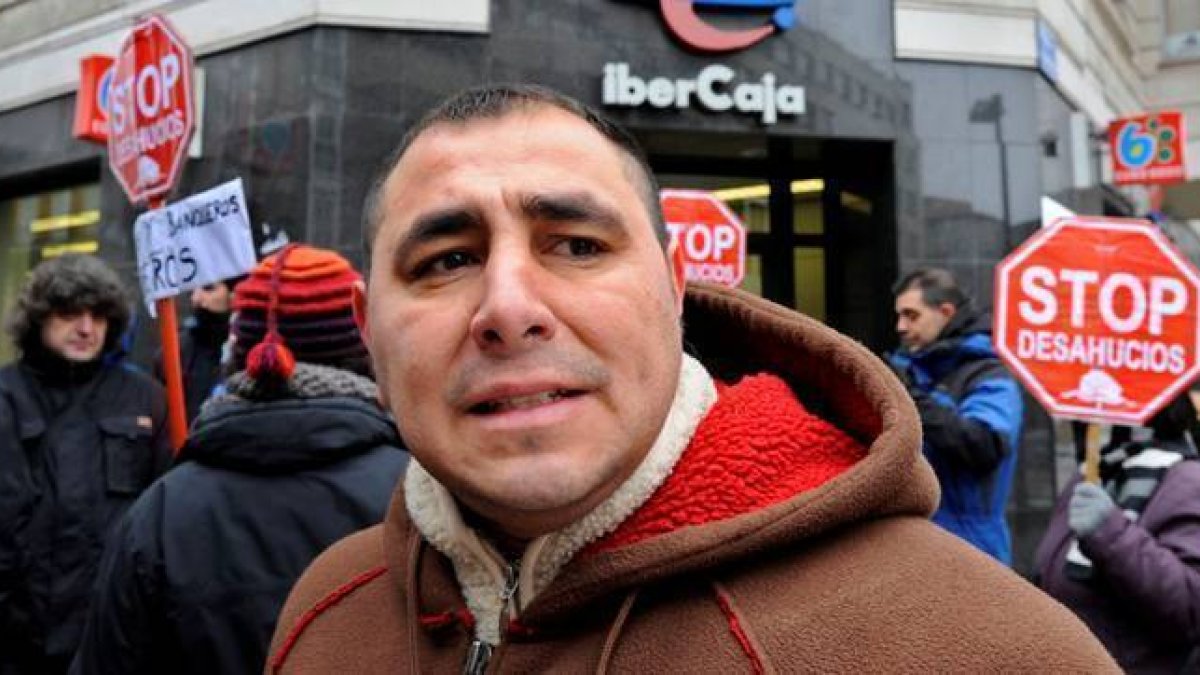 Jaime Muñoz Balcazar, desahuciado en Burgos. Ricardo Ordóñez / ICAL-