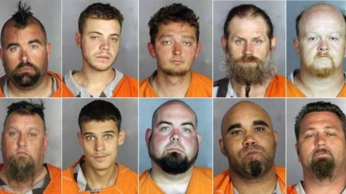 La Policía de Waco (Texas, EE.UU.) alertó de la posibilidad de que más motoristas acudan al norte de Texas, tras el tiroteo que tuvo lugar el domingo entre bandas rivales que causó nueve muertos, 18 heridos y 170 detenidos. El sargento de la Policía de W-