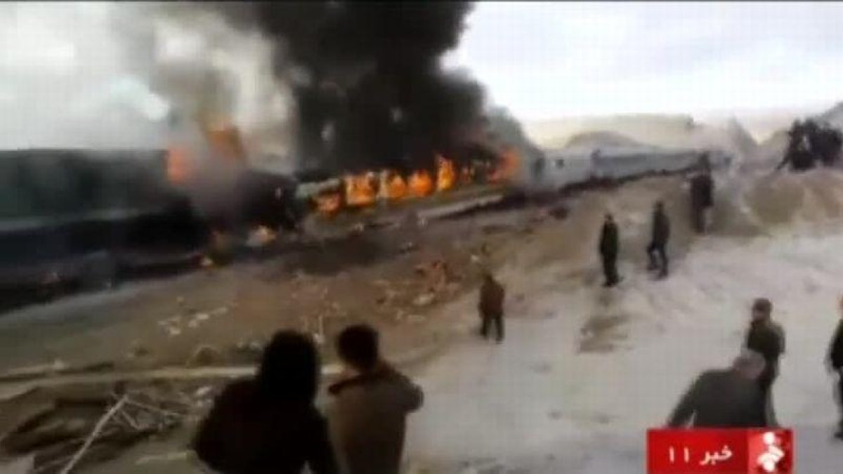 Accidente de trenes en Irán con, al menos, 40 muertos.-ATLAS