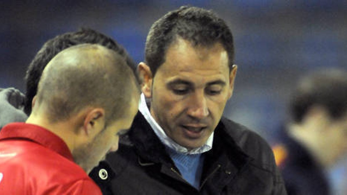 El técnico del Numancia, Pablo Machín. / VALENTÍN GUISANDE-