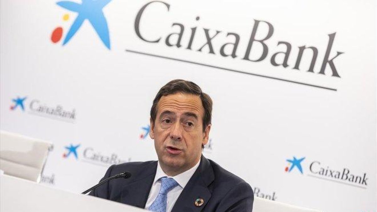 Gonzalo Gortázar en la presentción de los resultados de CaixaBank del primer trimestre del 2019.-MIGUEL LORENZO