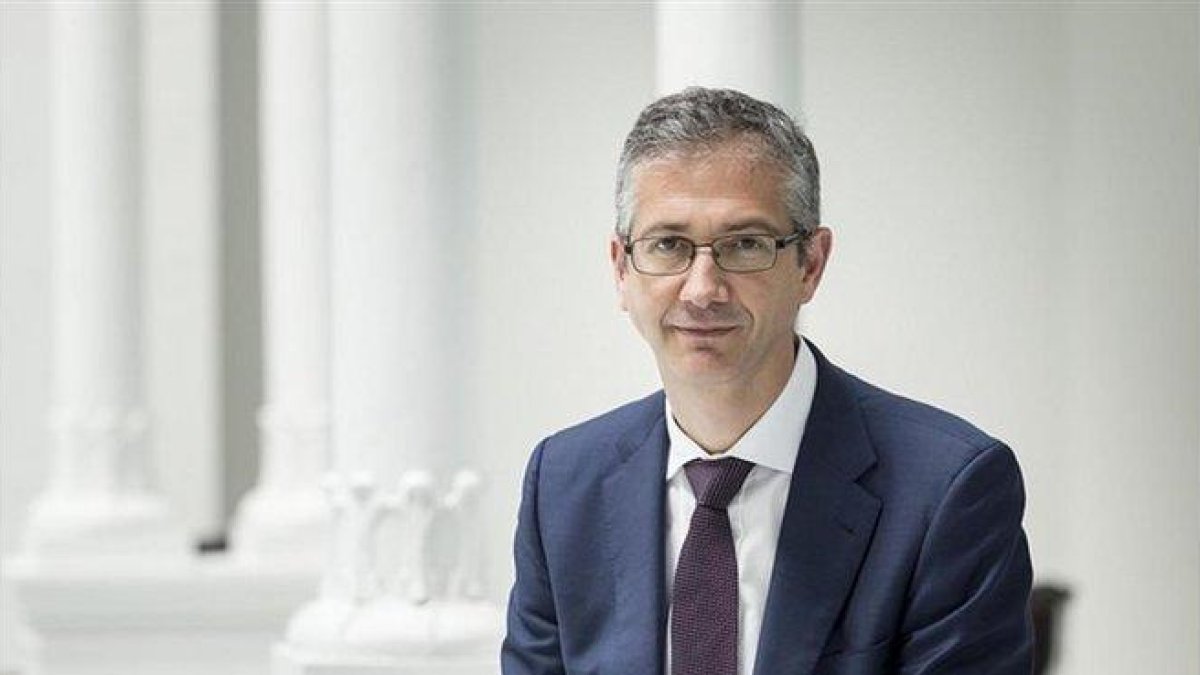 El gobernador del Banco de España, Pablo Hernández de Cos.-