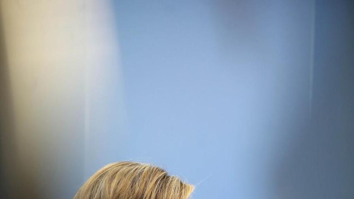 La consejera de Familia e Igualdad de Oportunidades, Alicia García, y el consejero de Fomento y Medio Ambiente, Juan Carlos Suárez-Quiñones, presentan los datos correspondientes a los tres años de funcionamiento del Sistema Integral de Apoyo a las familia-ICAL