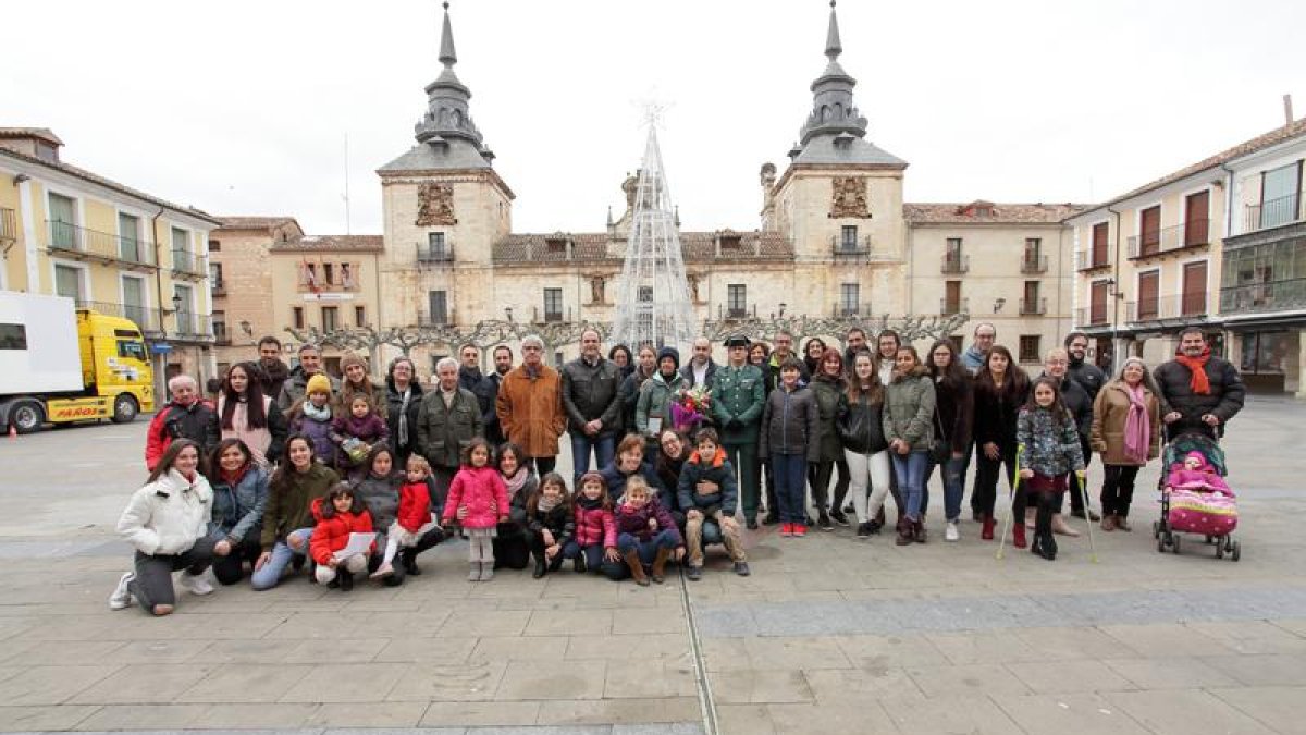Imagen de una actividad reciente de voluntarios en El Burgo-ANA HERNANDO