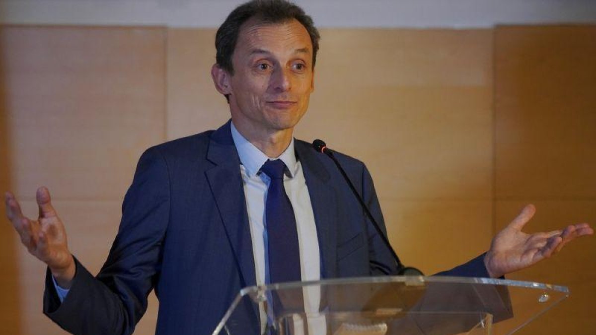 El ministro de Ciencia, Innovación y Universidades, Pedro Duque.-JOSÉ LUIS ROCA