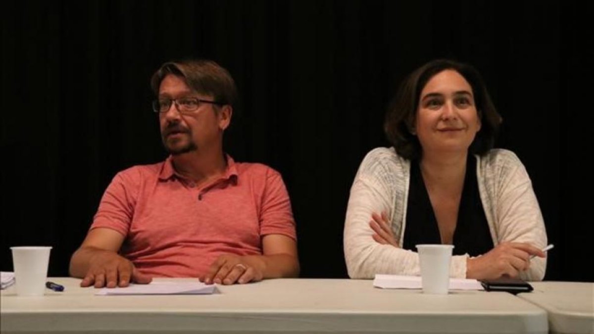 Ada Colau y Xavier Domènech-NURIA JULIA (ACN)