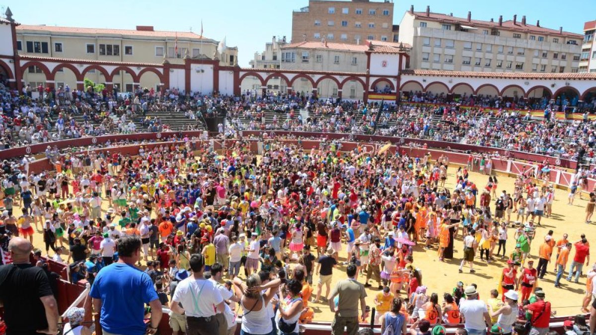 Imagen del Viernes de Toros en el coso soriano en el año 2016.