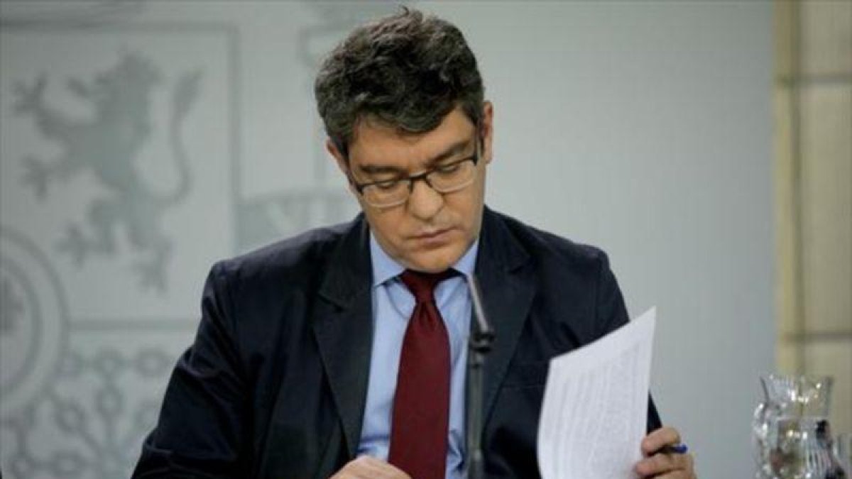 El ministro de Energía, Álvaro Nadal, ayer en la Moncloa.-JOSÉ LUIS ROCA