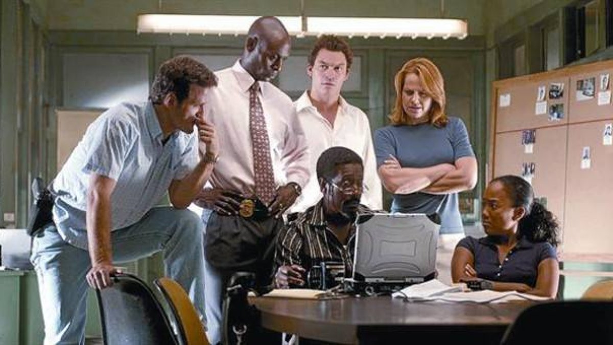 Los principales (y muy carismáticos) protagonistas del cuerpo de policía de Baltimore, en una imagen de 'The wire'.-Foto:   EL PERIÓDICO