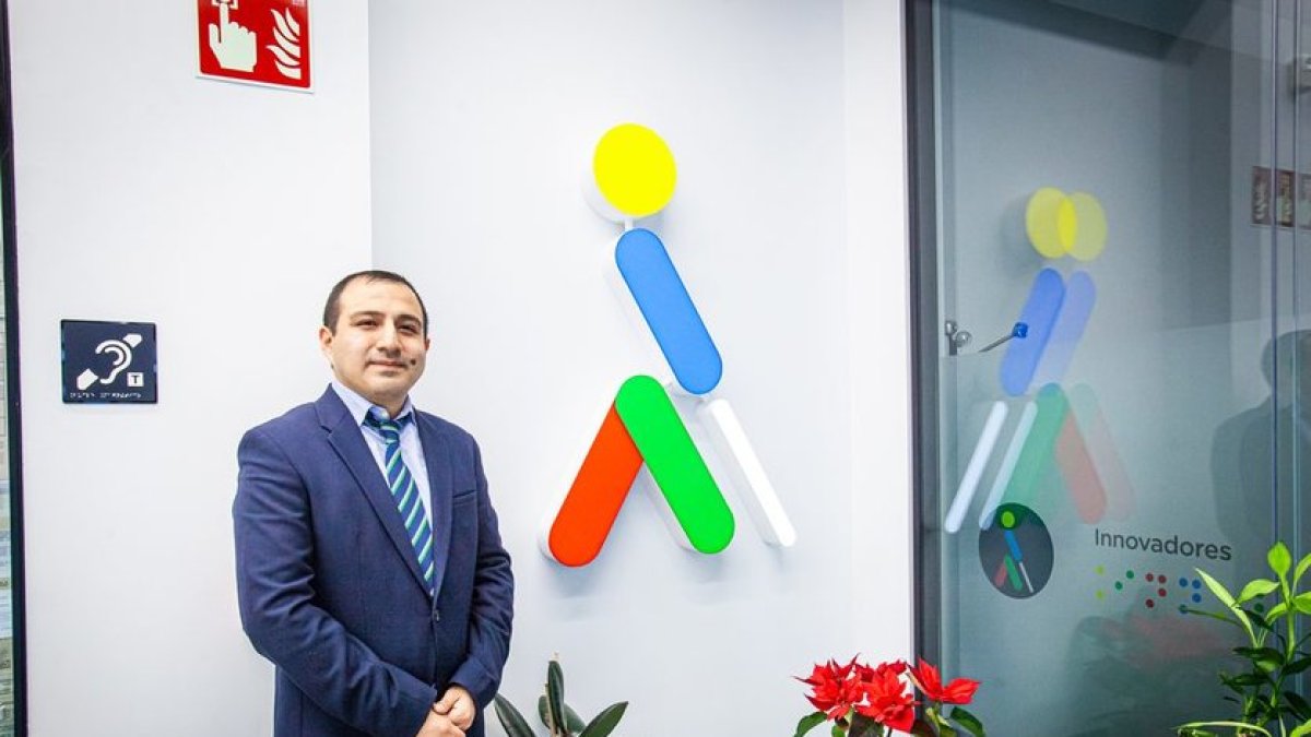 Luis Alberto Pareja. MARIO TEJEDOR