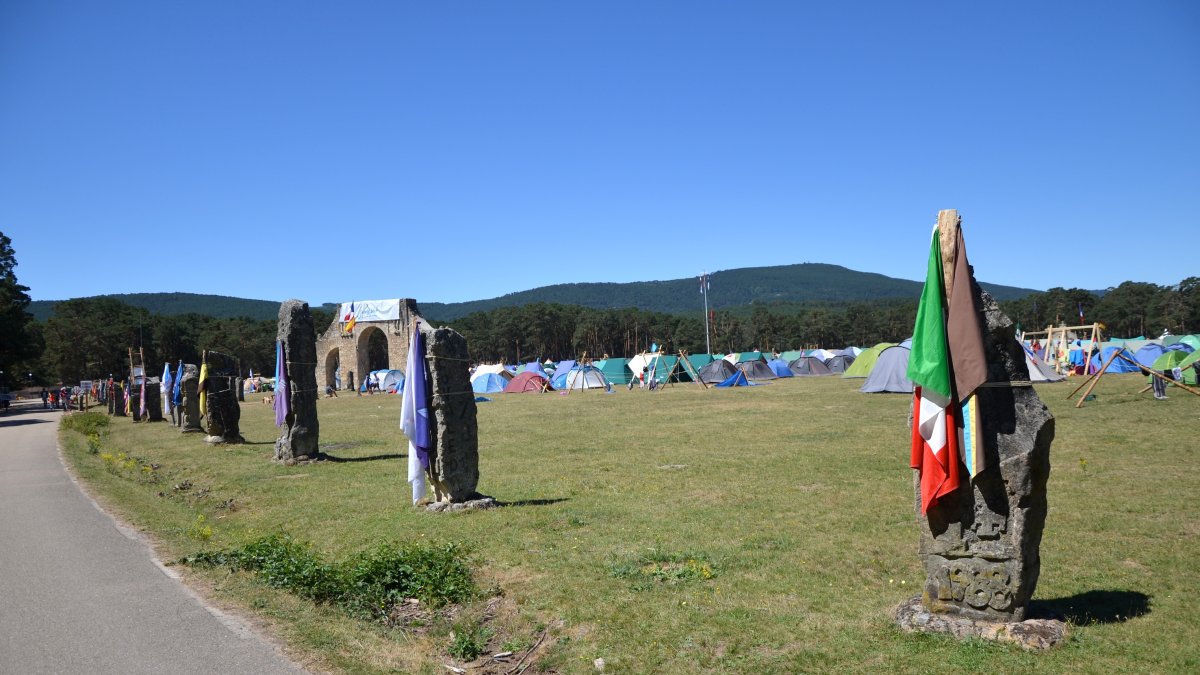 El campamento de La Nava en Covaleda (Soria). RAQUEL FERNÁNDEZ