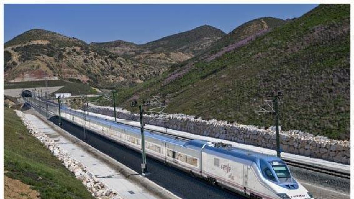 Serie S 102 del AVE. RENFE-