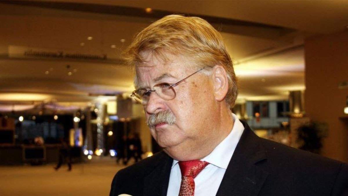 Elmar Brok, diputado del Parlamento Europeo y miembro de la CDU alemana, el partido de Angela Merkel.-ARCHIVO / ACN