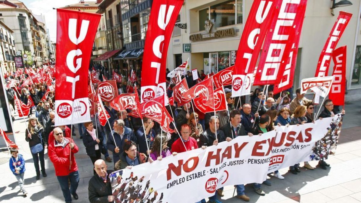 Manifestación del Primero de Mayo en la capital.-MARIO TEJEDOR