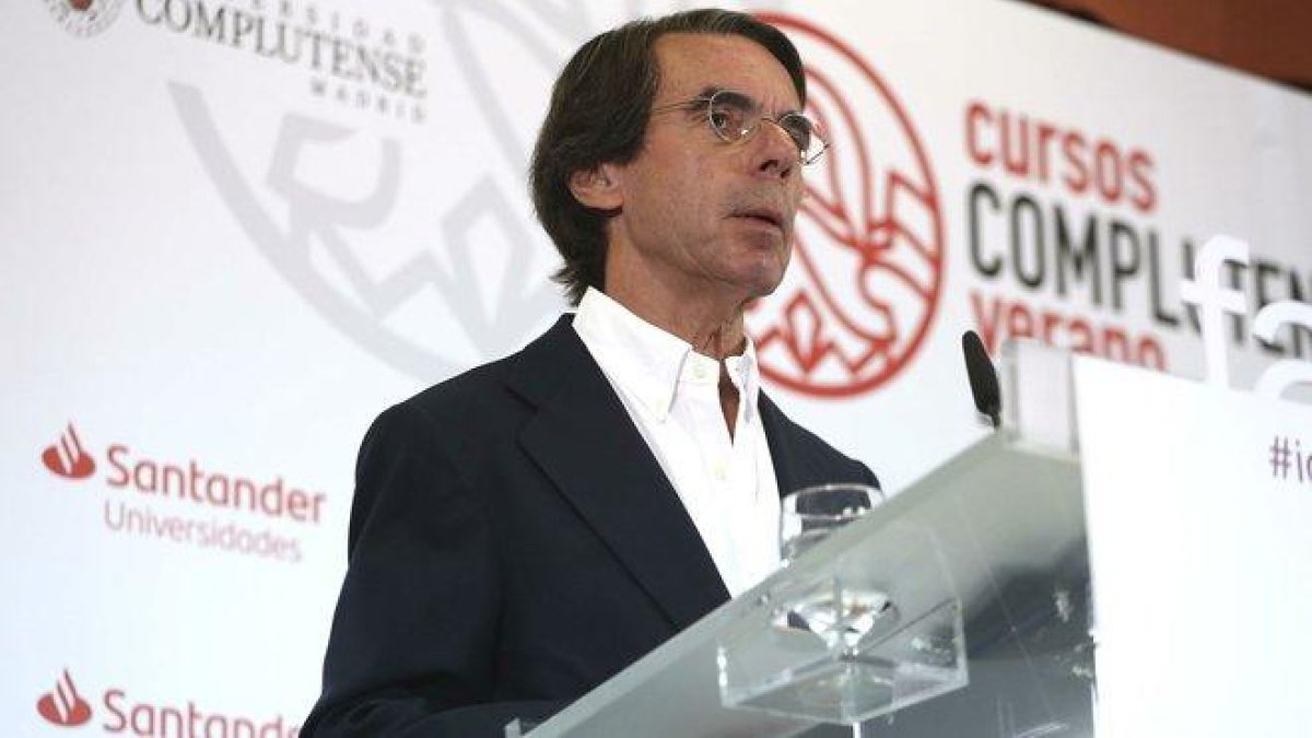 Aznar, durante la inauguración del curso de verano FAES en el Real Centro Universitario Escorial-María Cristina, en San Lorenzo de El Escorial, el 1 de julio pasado.-
