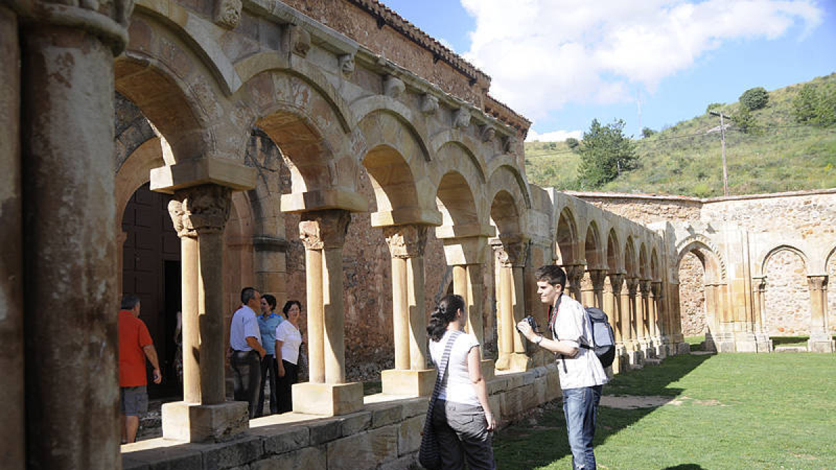 Turistas en los Arcos de San Juan. / HDS-