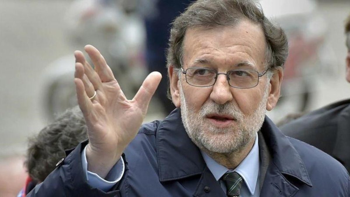 Mariano Rajoy, a su llegada a la cumbre de la UE en Bruselas.-ERIC VIDAL / REUTERS