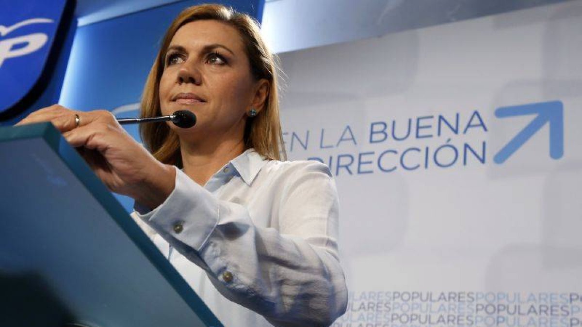 La secretaria general del PP, María Dolores de Cospedal.-Foto: JUAN MANUEL PRATS