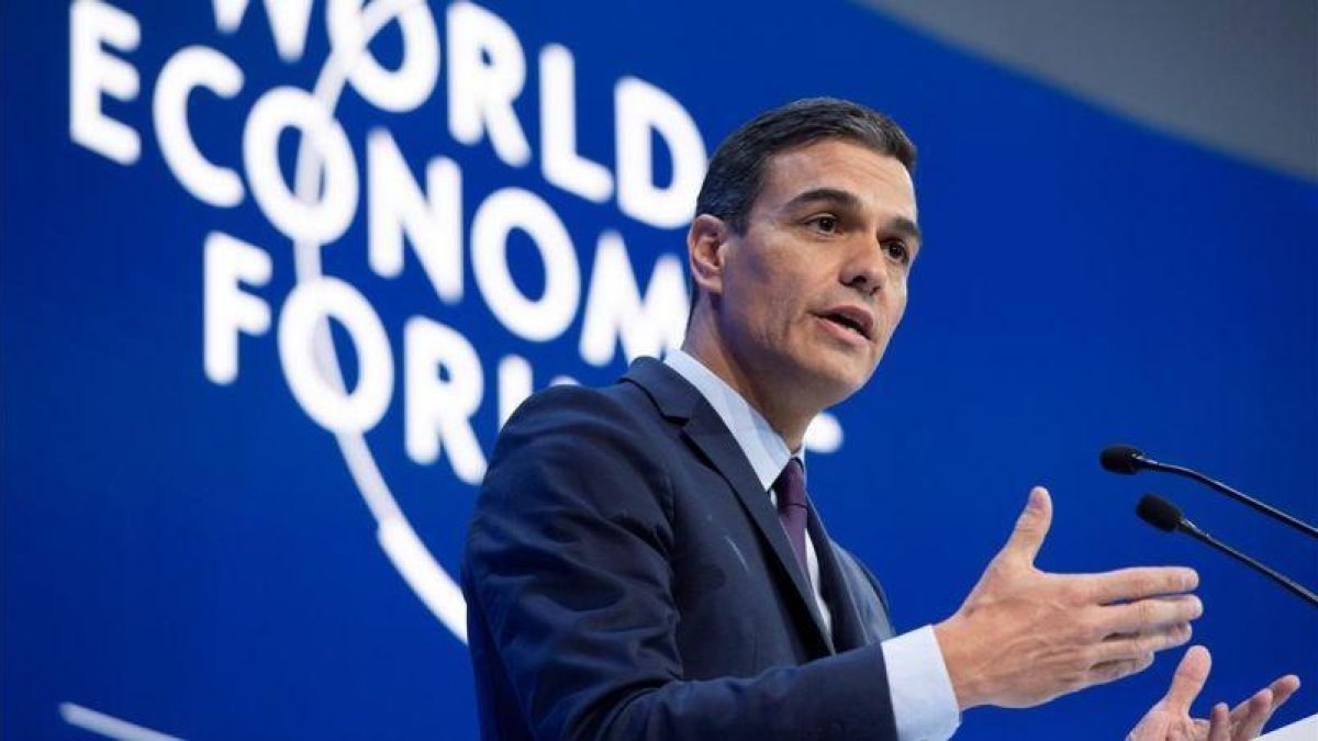Pedro Sánchez, durante su intervención en el foro de Davos.-EL PERIÓDICO