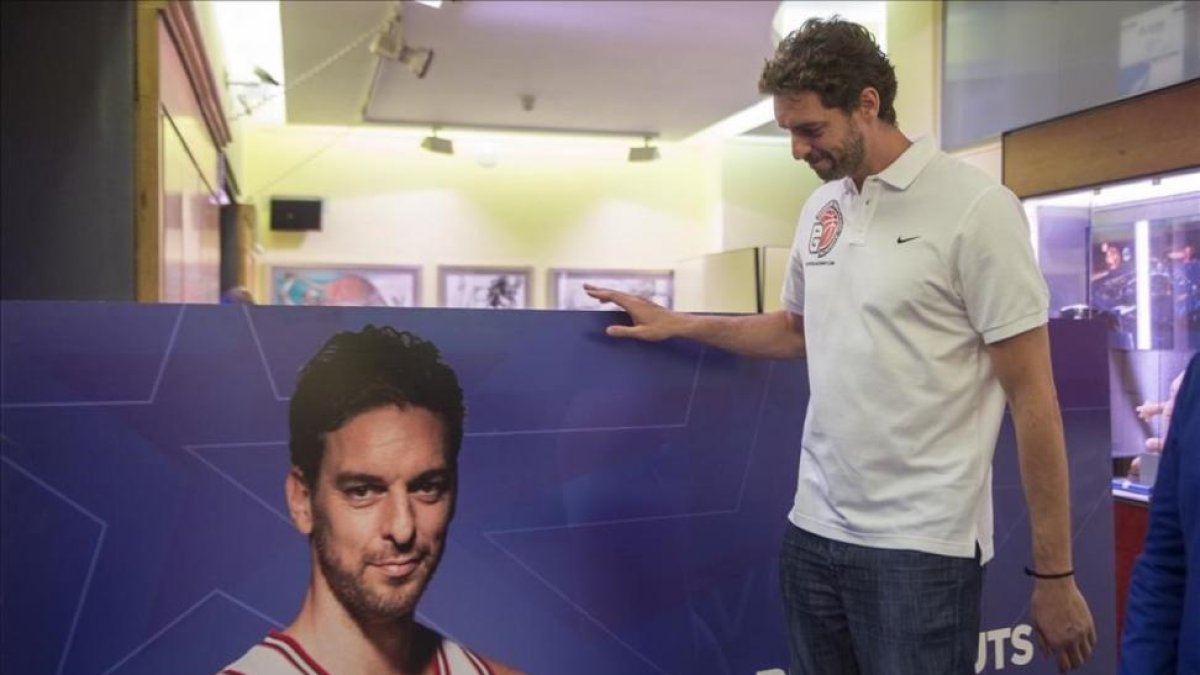 Pau Gasol, en la presentación de su Academia en el Museo Colet-JORDI COTRINA