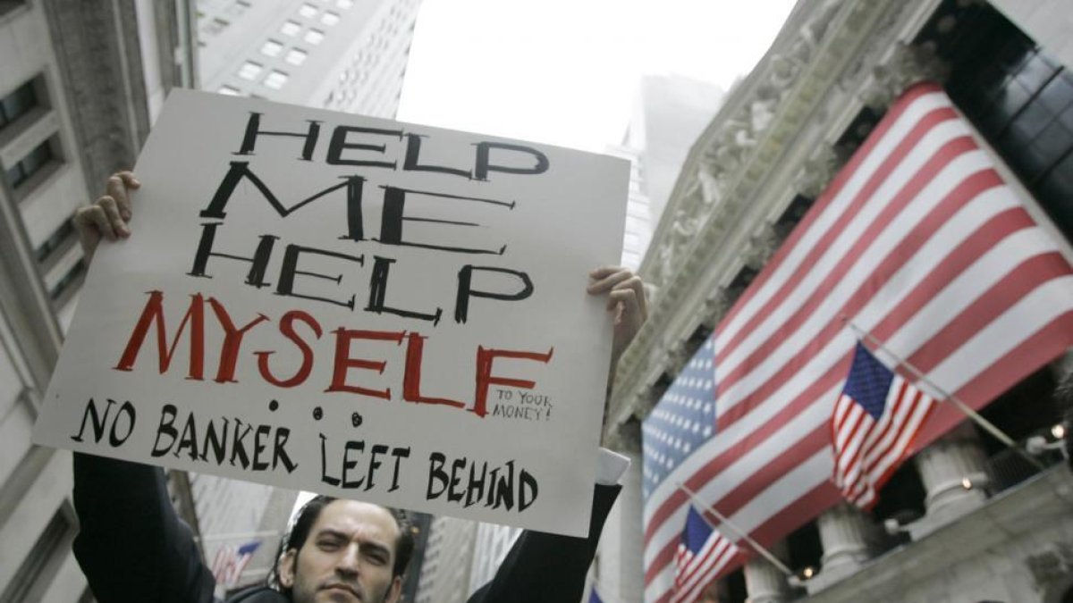 Protesta por la crisis de las subprime ante la Bolsa de Nueva York.-AP PHOTO / MARY ALTAFFER